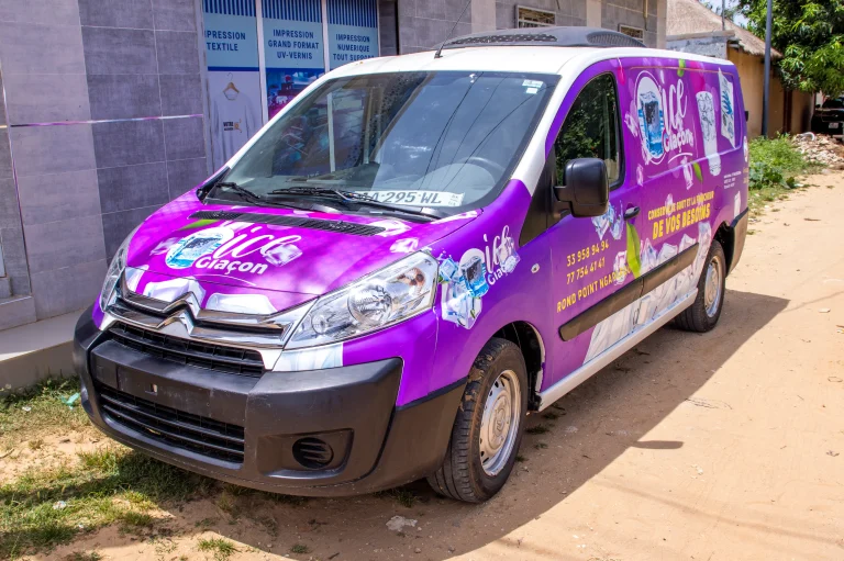 1772099014278-Branding-vehicule